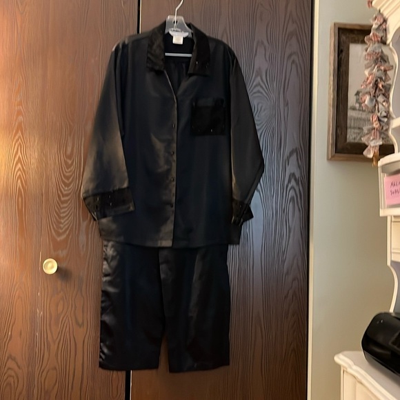 Secret Treasures black silky pajamas. 2pc. Decorative trim with gold sparkles. L - Picture 1 of 9